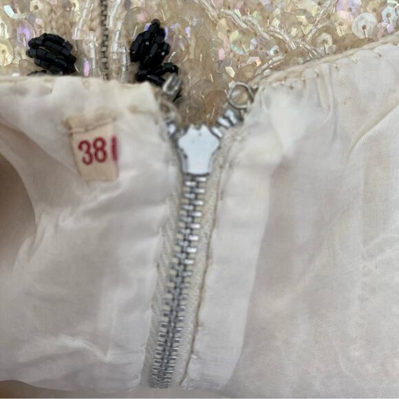 Vintage Ivory Cream Black Sequin Beaded Tank with Fringe Trim size medium - Picture 8 of 8